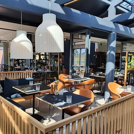 Skont Golfhytte Midt I Skonne Omgivelser * Gatten