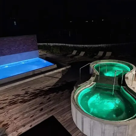 Skont Golfhytte Midt I Skonne Omgivelser