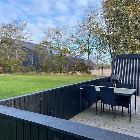 Skont Golfhytte Midt I Skonne Omgivelser