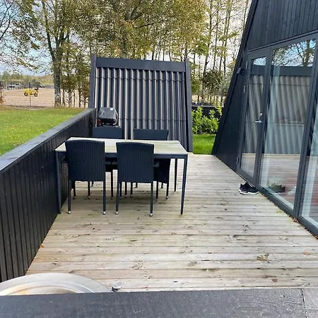 Skont Golfhytte Midt I Skonne Omgivelser 度假居